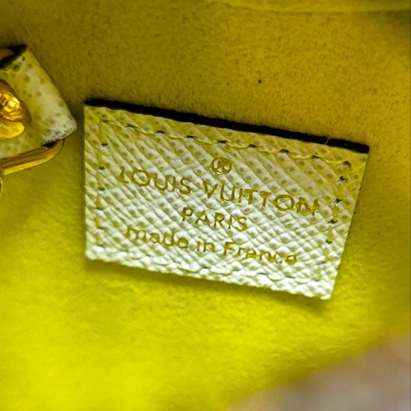 💯 Authentic Louis Vuitton White Monogram Giant Porte Monnaie Cube - Picture 6 of 12